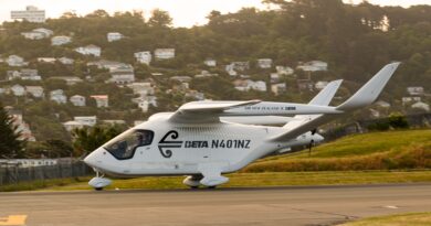 Air NZ’s first electric plane arrives at Wellington Airport